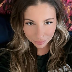 Meet your Posher, Auroara